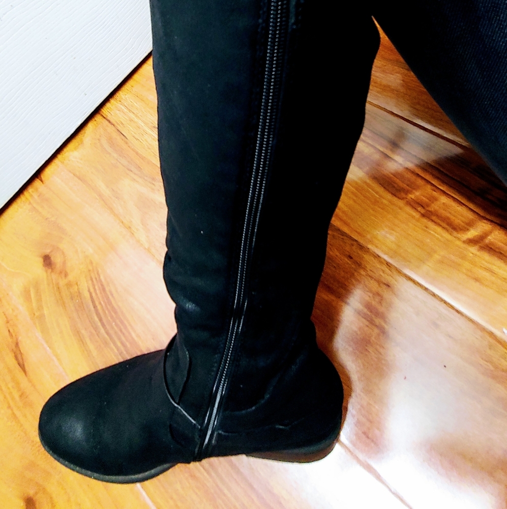 Boots - Picture 2 of 4